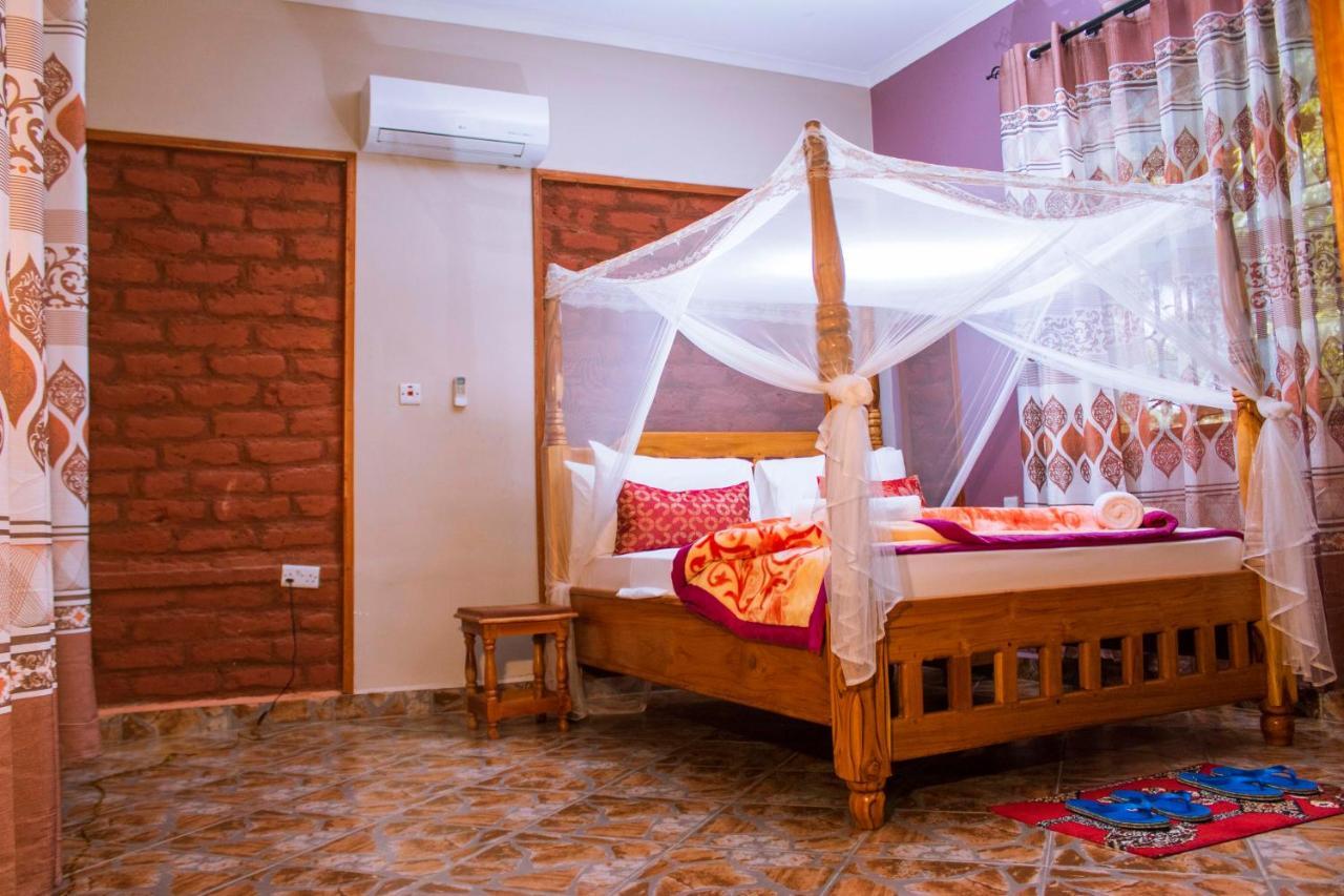 Mantis Lodge & Camping Site Morogoro Esterno foto