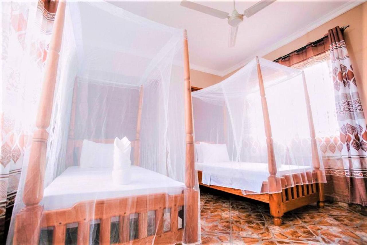 Mantis Lodge & Camping Site Morogoro Esterno foto